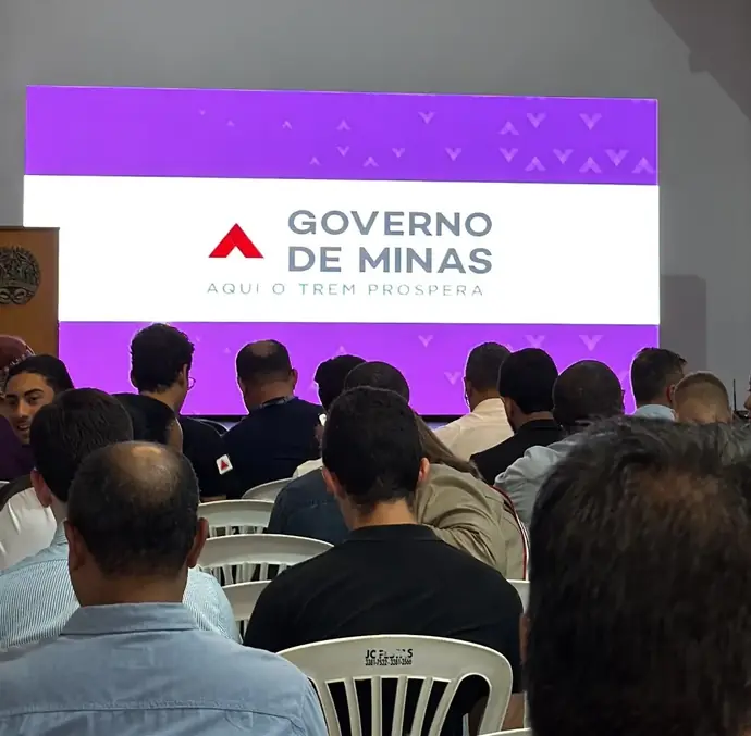 Painel para apresentação Governo de Minas